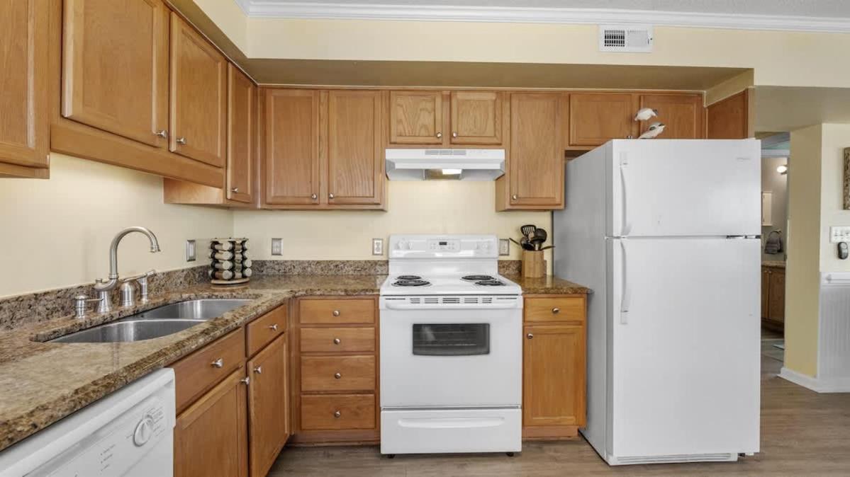 *2Br Oceanfront Retreat*King Ensuite*Pool*Nmb Cherry Grove*Pc4 Миртл-Бич Экстерьер фото